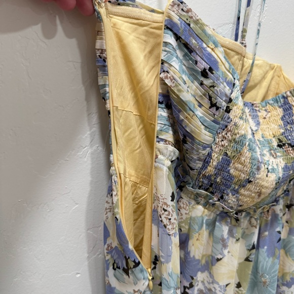 NWT ASTR The Label Small Rozina Blue Green Floral Cutout Halter Maxi Dress - Picture 11 of 16